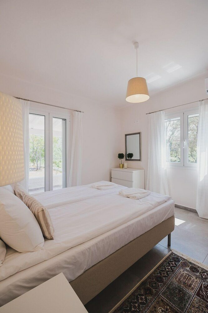 Фото Large Private Villa Splendid Terraces & Views