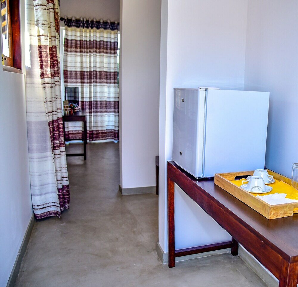 Фото Thihawa Eco Huts Yala