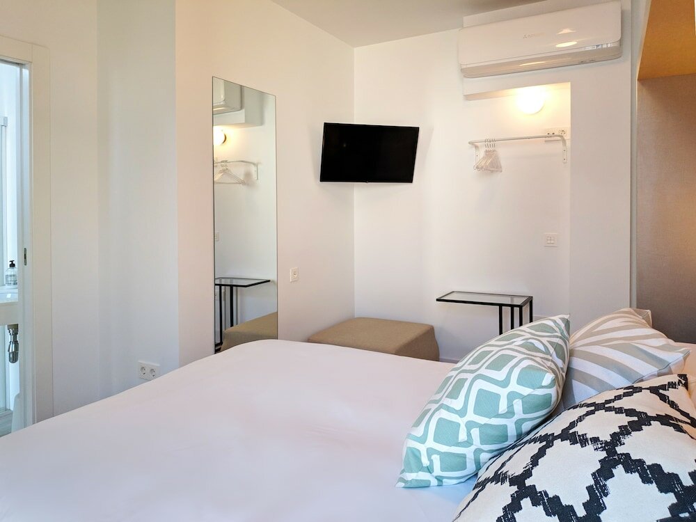 Фото Broz Hostel