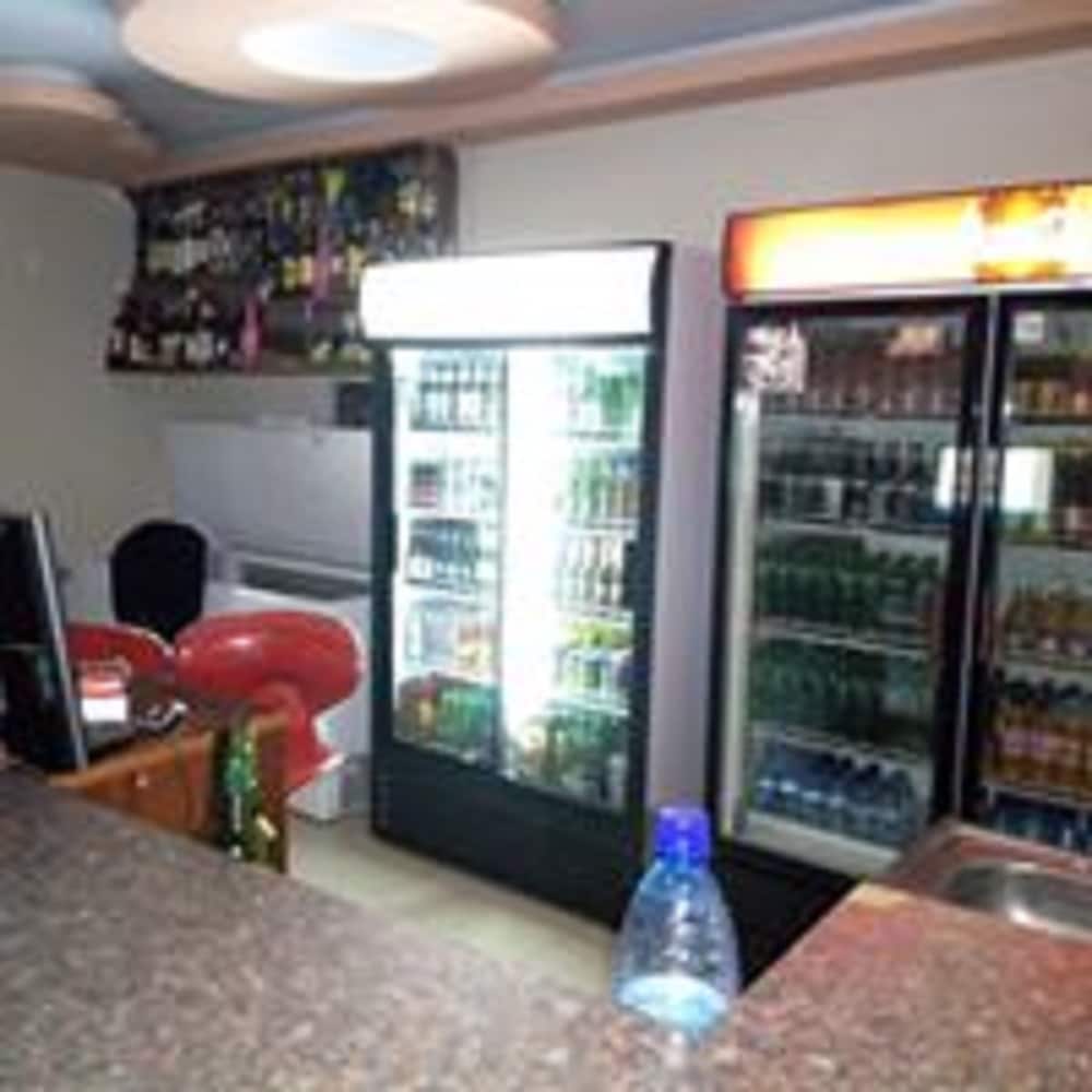 Фото Manjazi Hotels