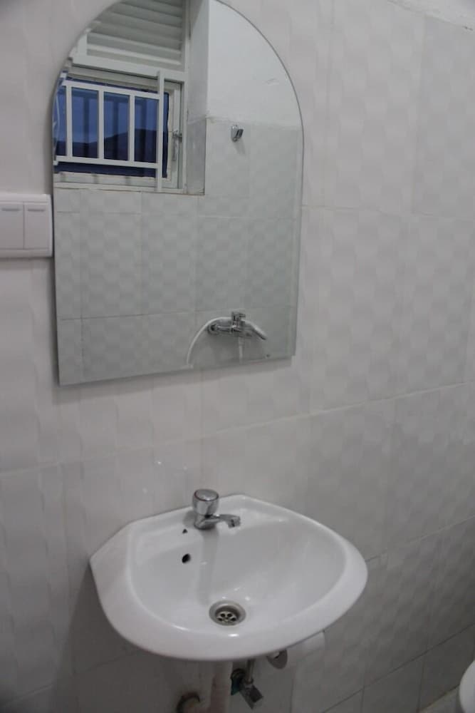 Фото Mama Rwanda Youth Hostel