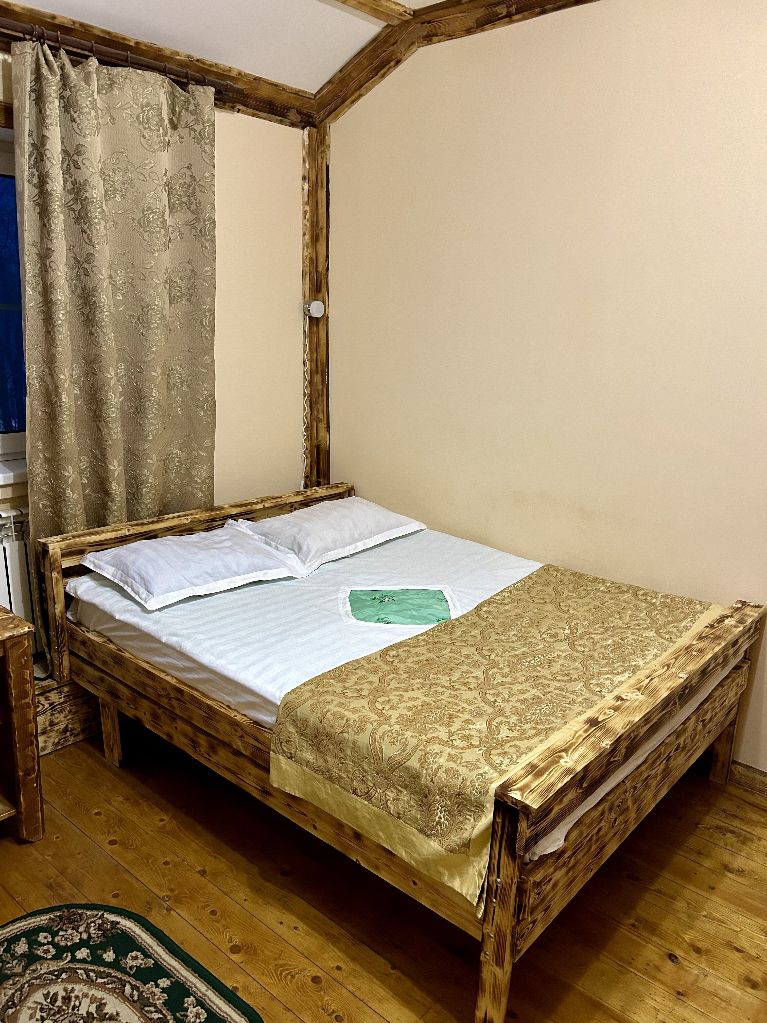 Фото Марс Хауз