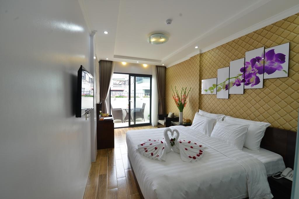 Фото Bella Rosa Hotel & Travel