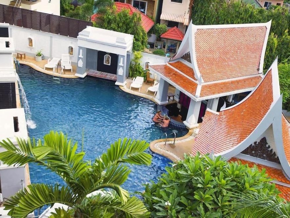 Фото My Friend's House