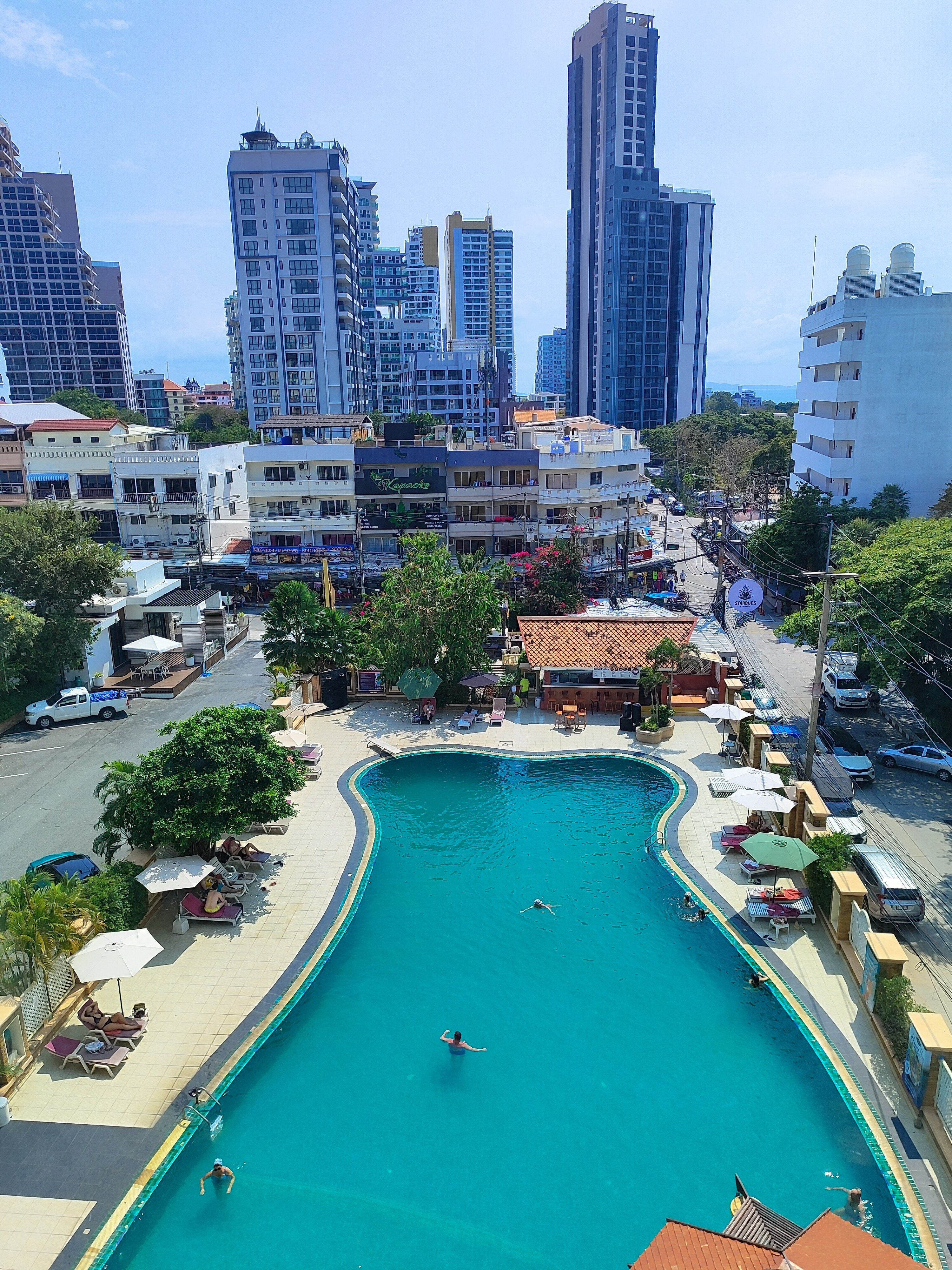 Фото Mountain Beach Resort & Convention Center