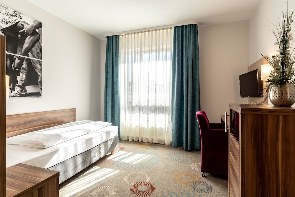 Фото Altstadthotel Guesthouse die Galerie