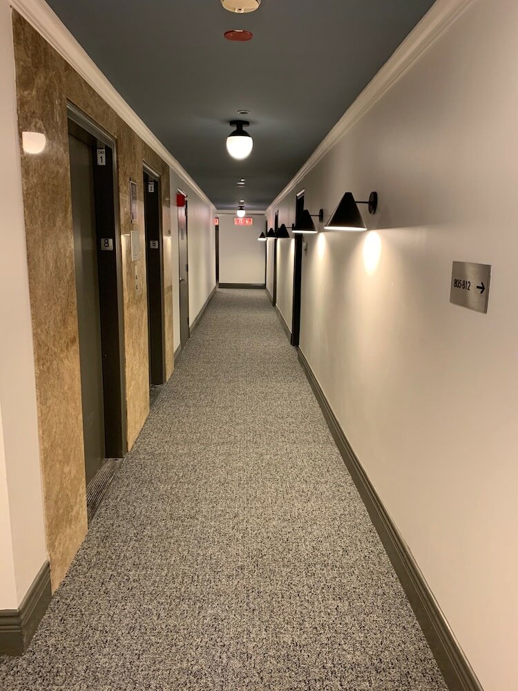 Фото Magnificent Mile Suites