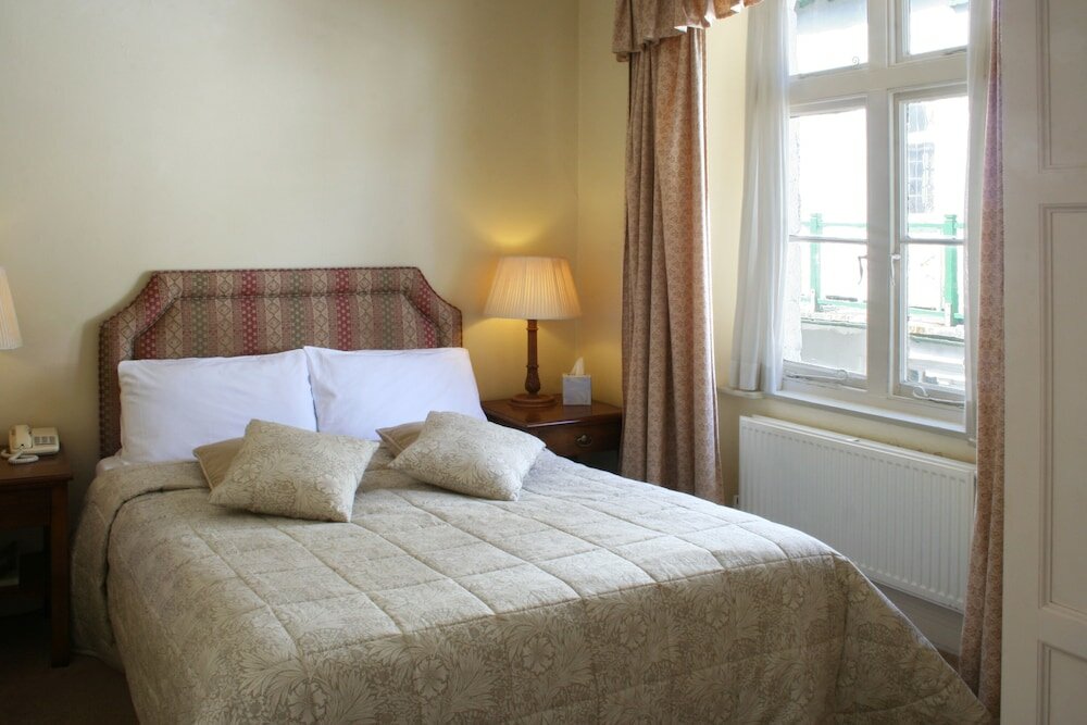 Фото New Inn Hotel