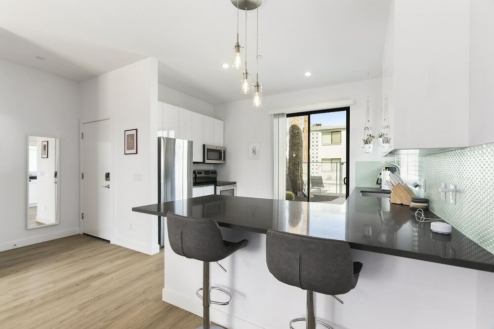 Фото Primo Old Town Location with Heated Pool