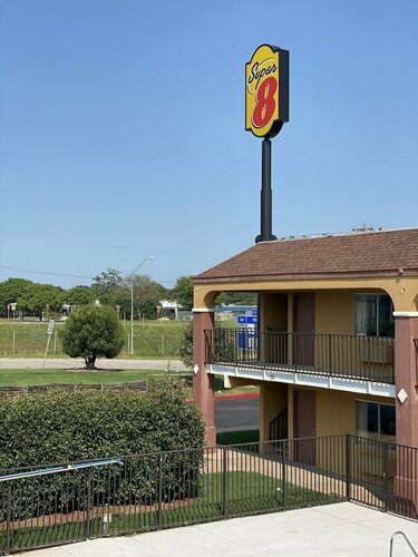 Гостиница Super 8 by Wyndham Midwest City Ok в Штате Оклахома