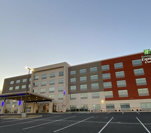 Гостиница Holiday Inn Express And Suites Staunton, an Ihg Hotel