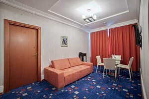 Grinn (Oryol, Kromskoye shosse, 4), hotel