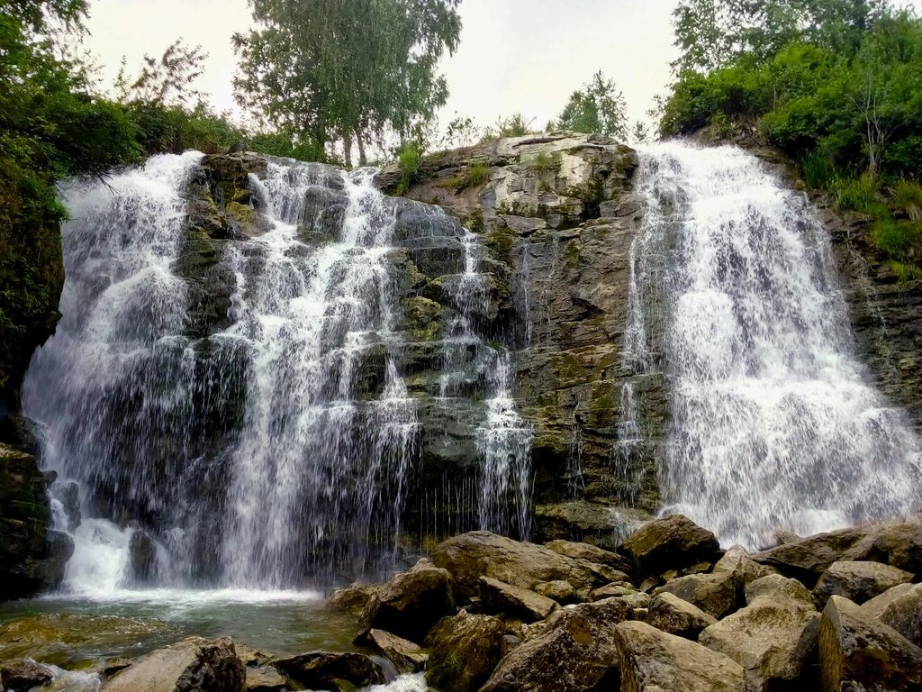 Достопримечательность Водопад Пещёрский, Алтайский край, фото