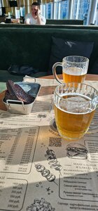 Белый лев (Molodoguardeycev Street, 27Д), bar, pub