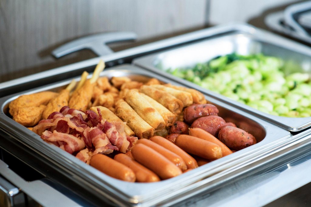 Фото A&em - The Petit Hotel