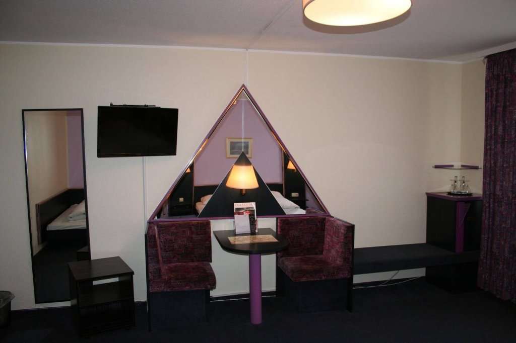 Фото Landhotel Groß Schneer Hof