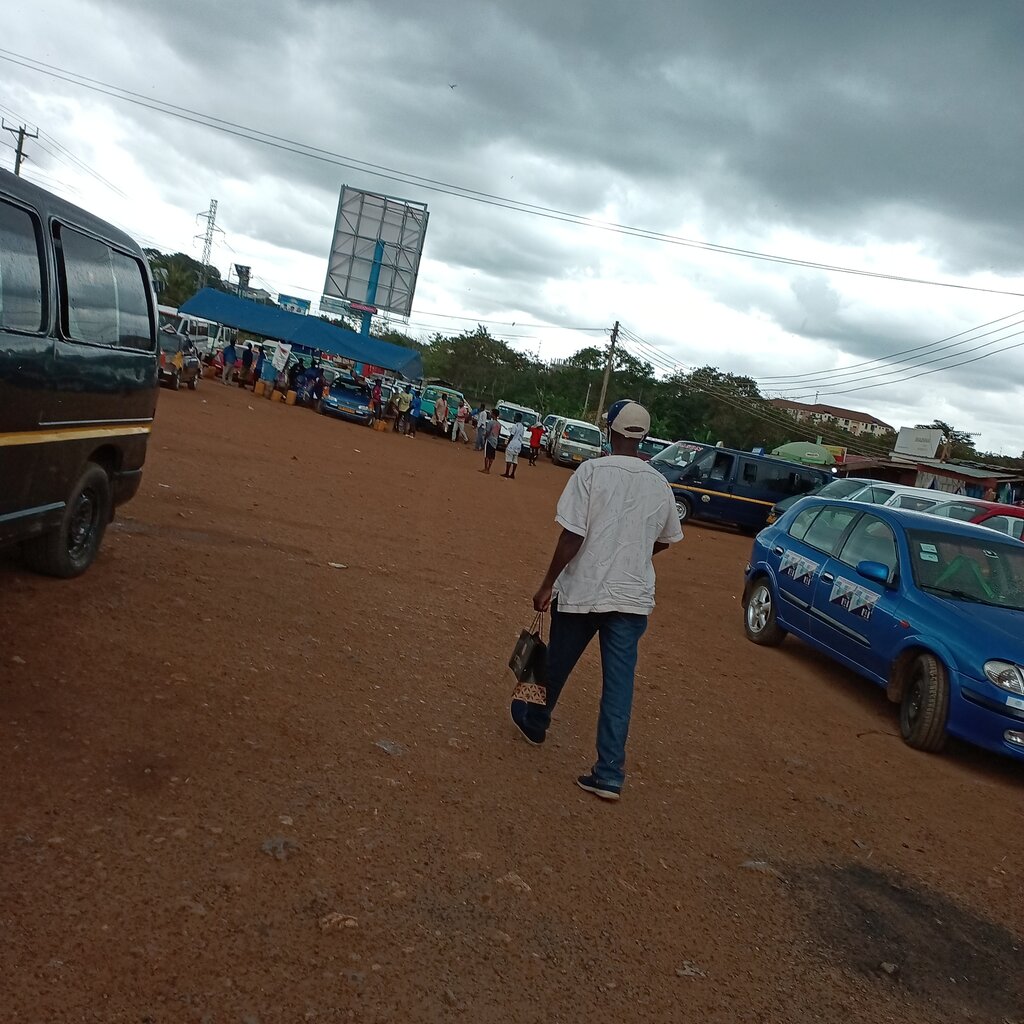 Bus station Atomic Bus Station, Accra, photo