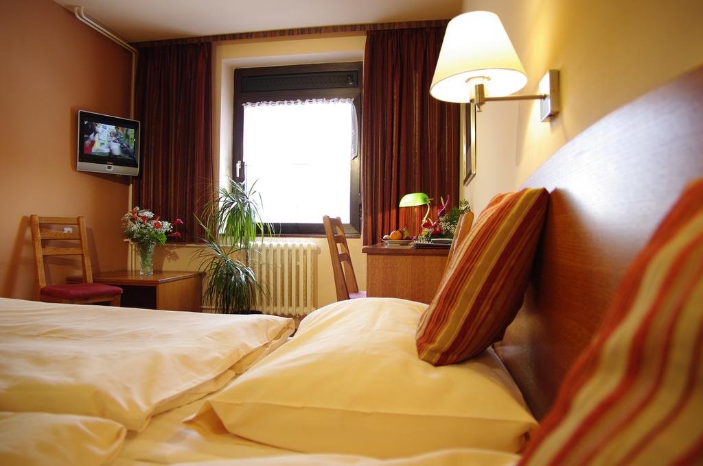 Фото Park Hotel Pruhonice