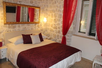 Фото Villa Sigurata, Cubranoviceva 15