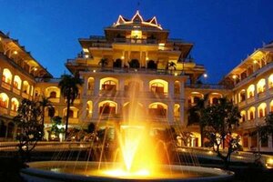 Гостиница Champasak Palace Hotel