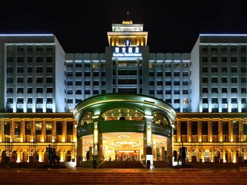 Гостиница Sunshine Hotel Zhangjiajie в Хунани