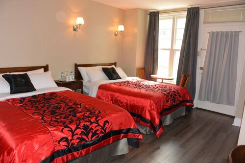 Внешний вид отеля Hotel Manoir Ste-Geneviève в Квебеке, фото 4