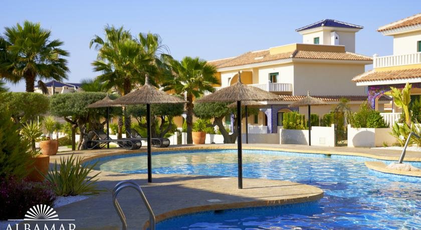 Фото Otaka Apartments