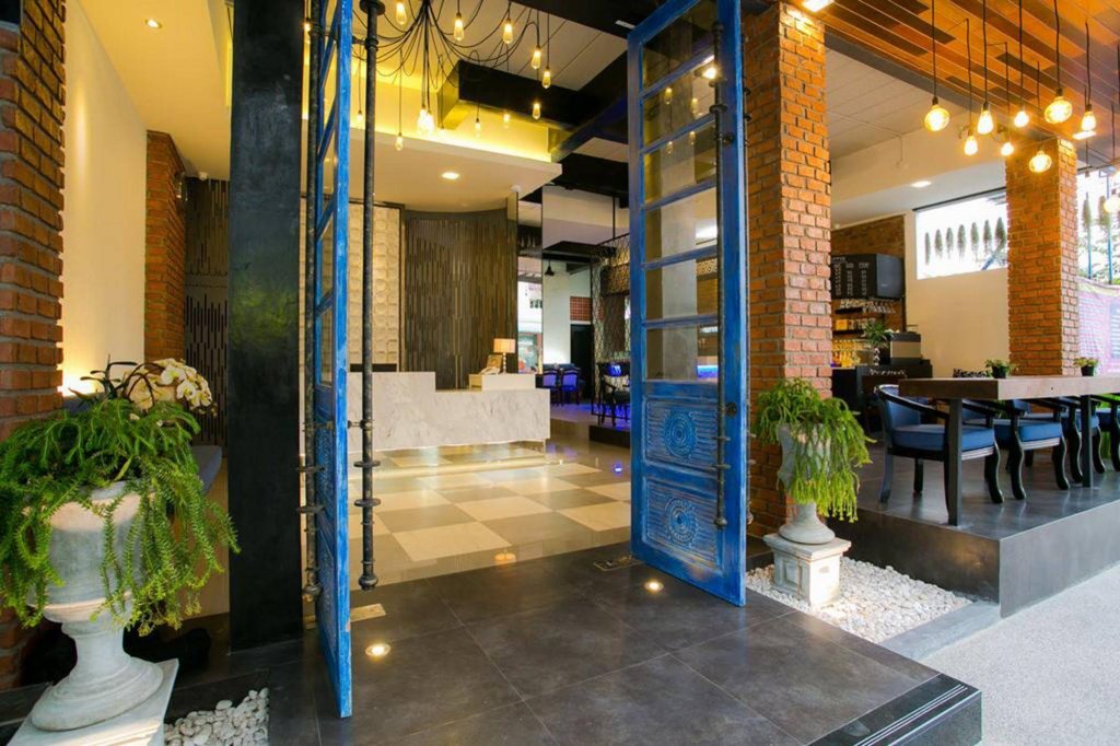 Фото The House Patong