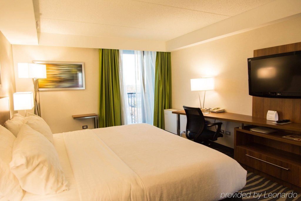Фото Holiday Inn Winnipeg - Airport West