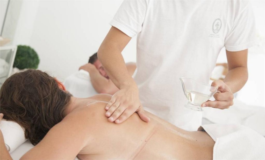 Фото Playa De La Luz Hotel