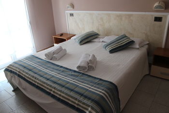 Фото Hotel Mon Reve
