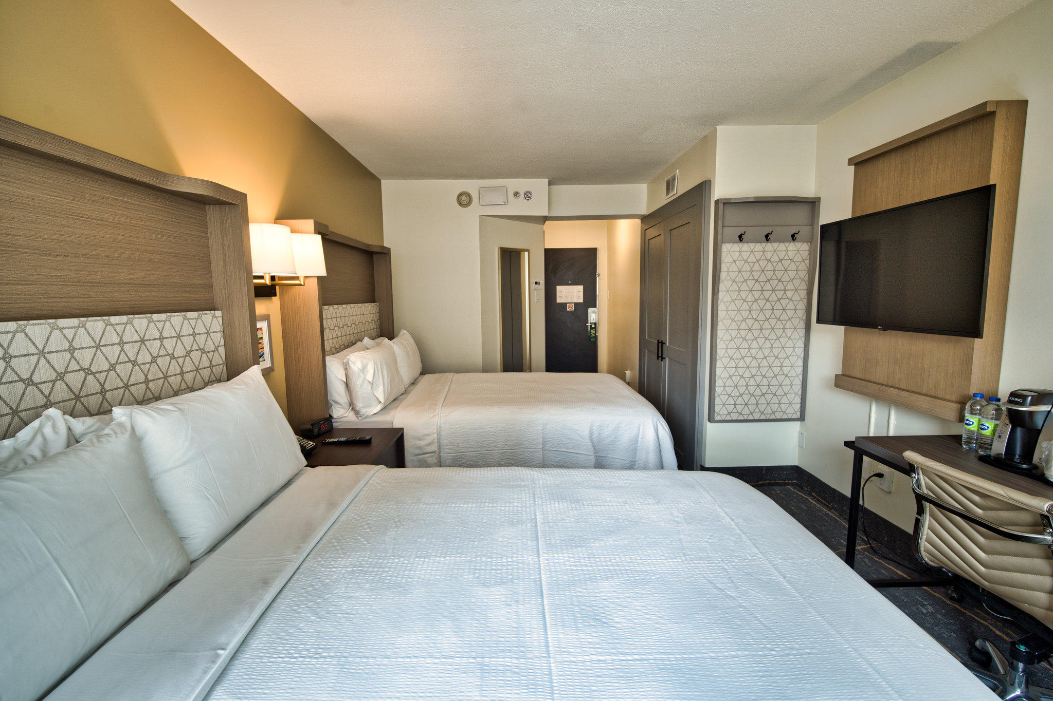 Фото Holiday Inn Toronto Downtown Centre, an Ihg Hotel