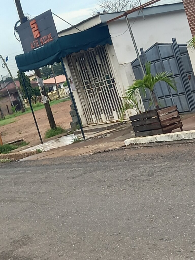 Clothing store Alfie Designs, Earth, photo