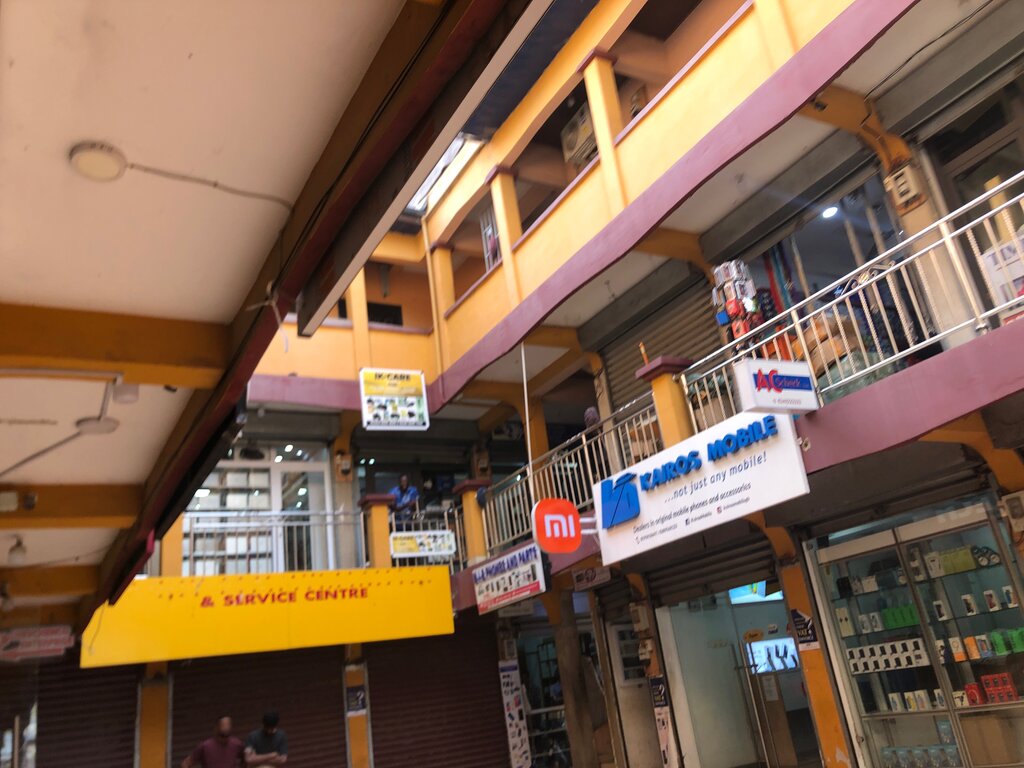 Mobile phone store Kamil Glass Phones & Access, Accra, photo