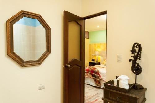 Фото Hotel Vintage Casa las Flores