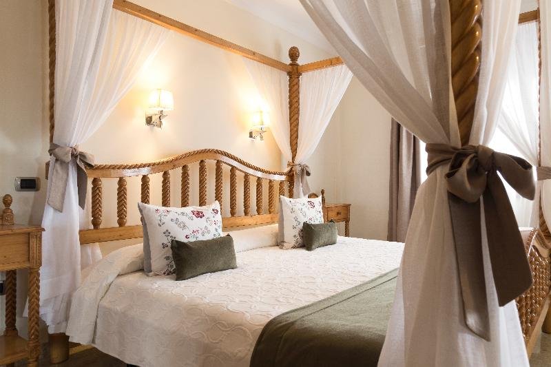 Фото Hotel Melva Suite