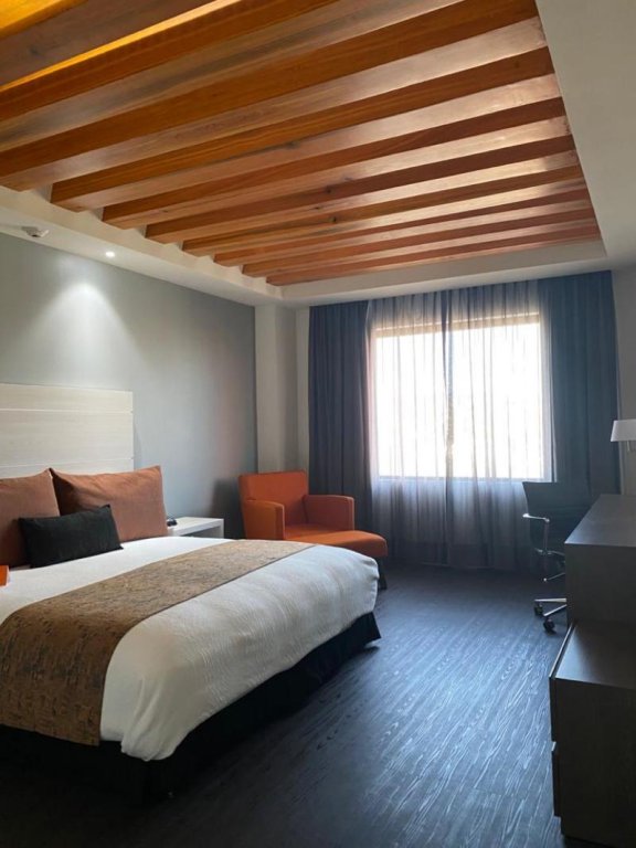 Фото Real Inn Tijuana Hotel