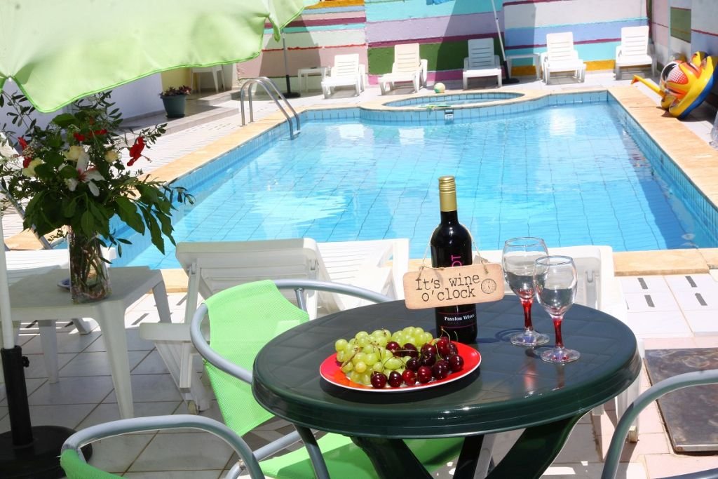 Фото Knossos Studios