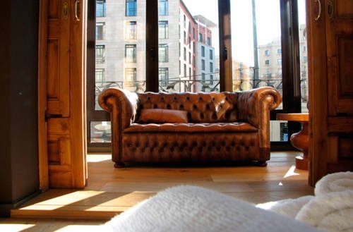 Фото DestinationBCN Apartment Suites