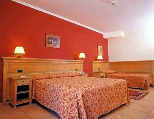 Гостиница Hotel Santa Caterina в Помпеи