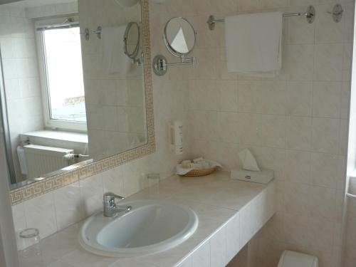 Фото Aranyhomok Business-City-Wellness Hotel