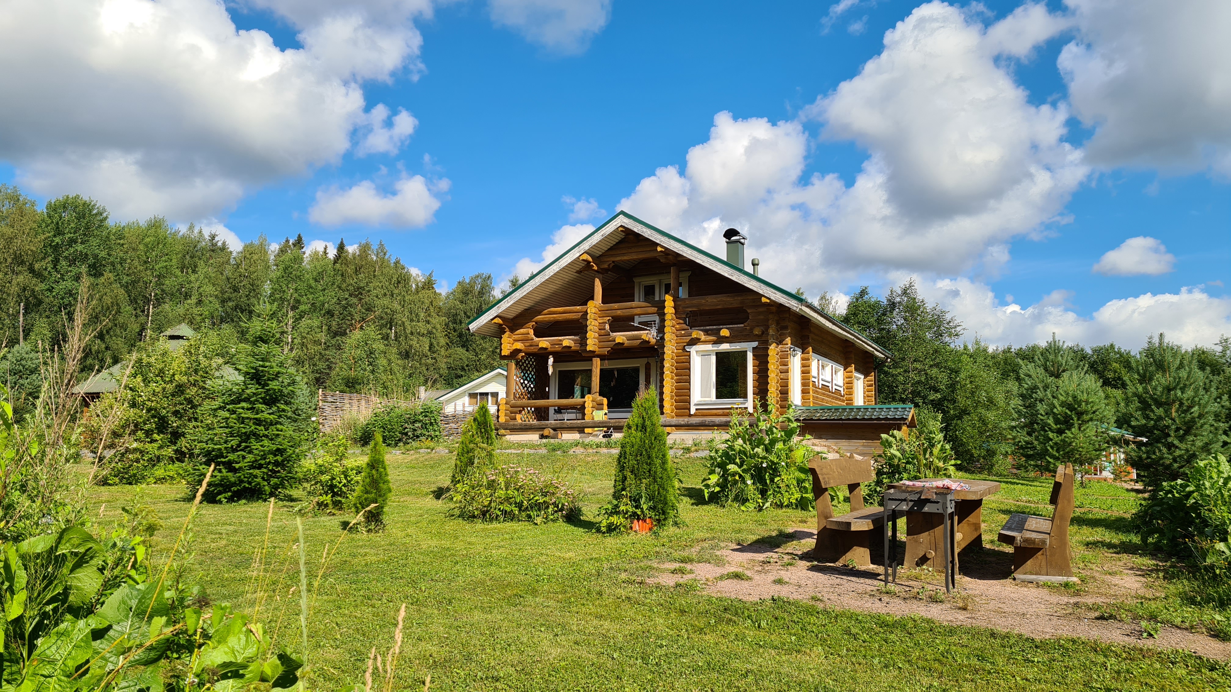 Фото отеля 2