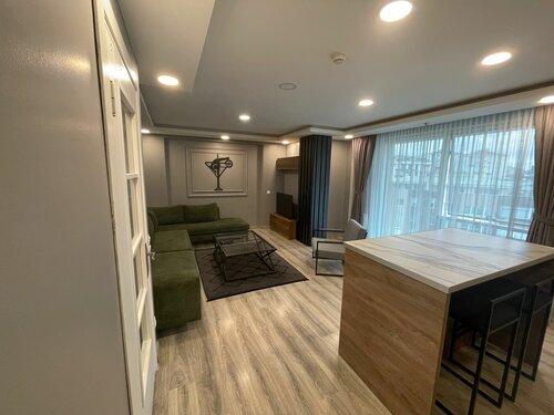 On4 Rooms & Suites