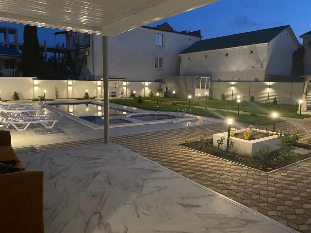 Фото отеля 2