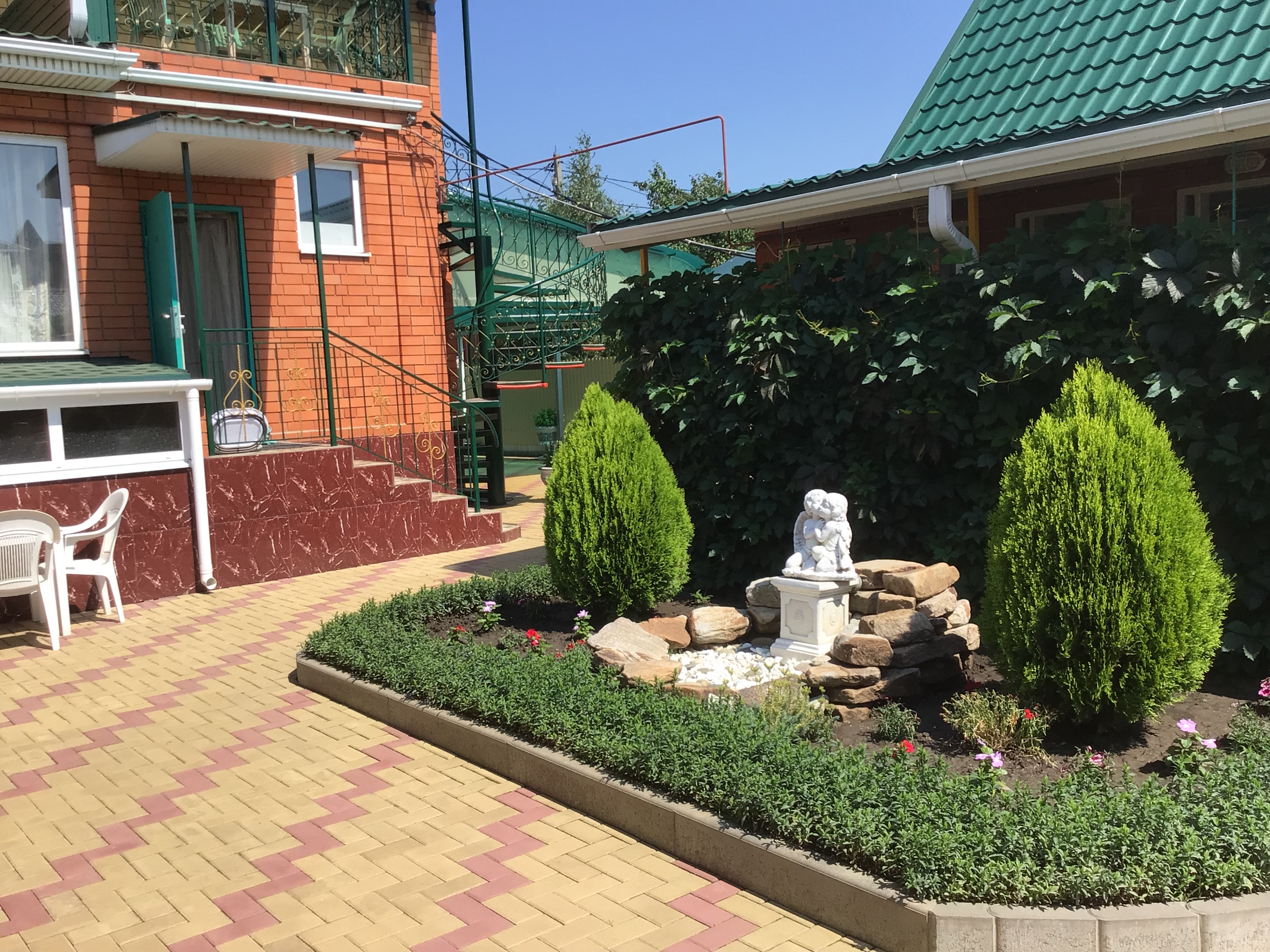 Фото Гостевой дом на Николаевской 25