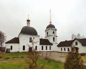 Церковь Преображения Господня в Молчаново (38А, д. Борозда), православный храм в Москве и Московской области