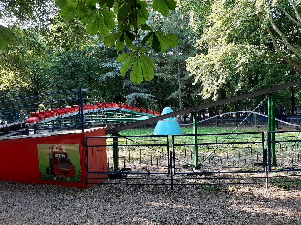 Amusement park Американские горки, Simferopol, photo