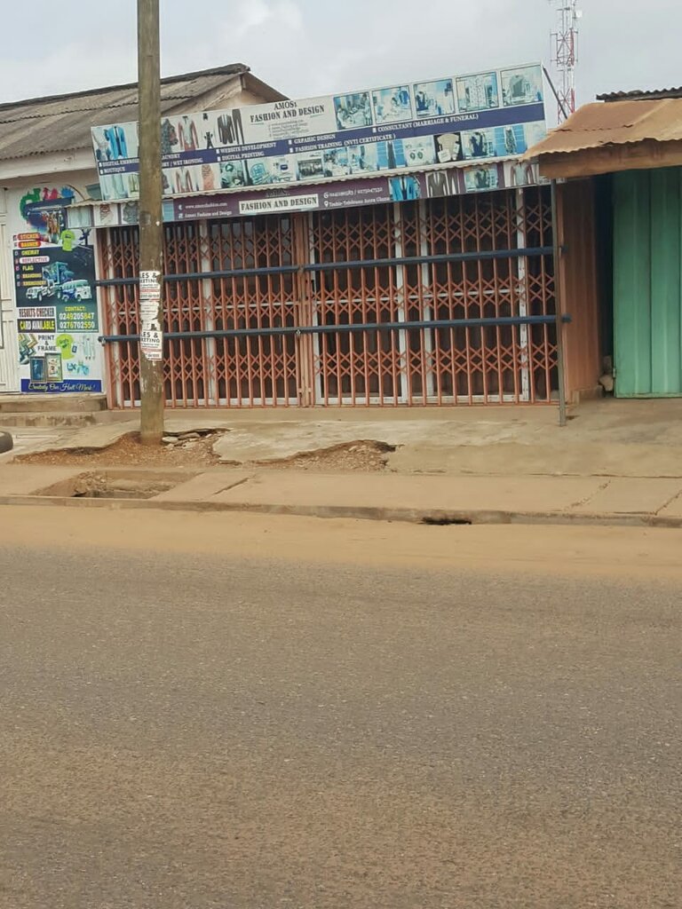 Fashion house Amos1 fashion and design, Earth, photo