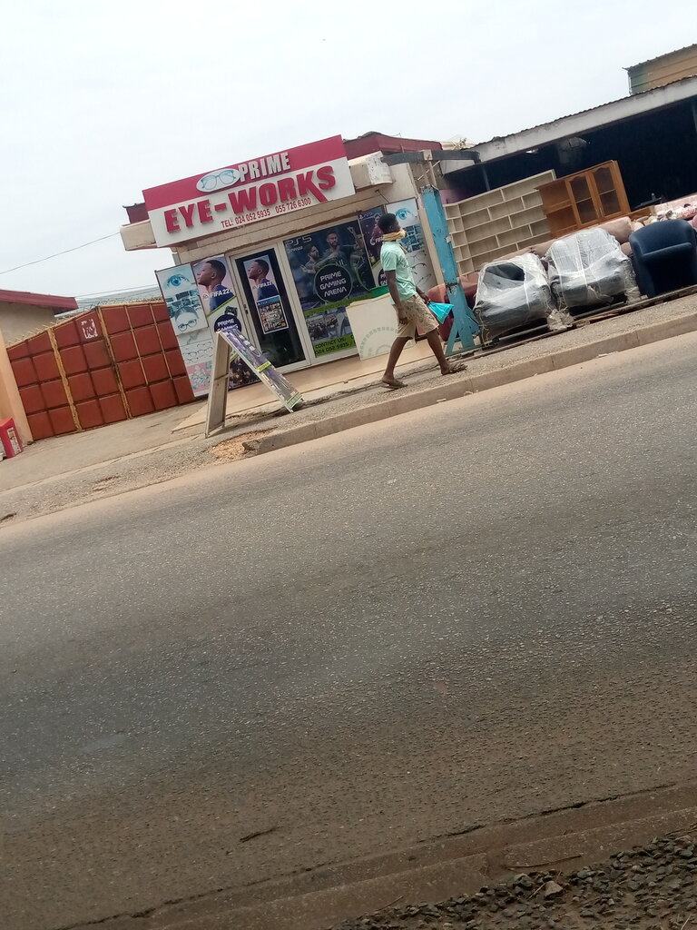 Opticial store Prime eye works, Accra, photo