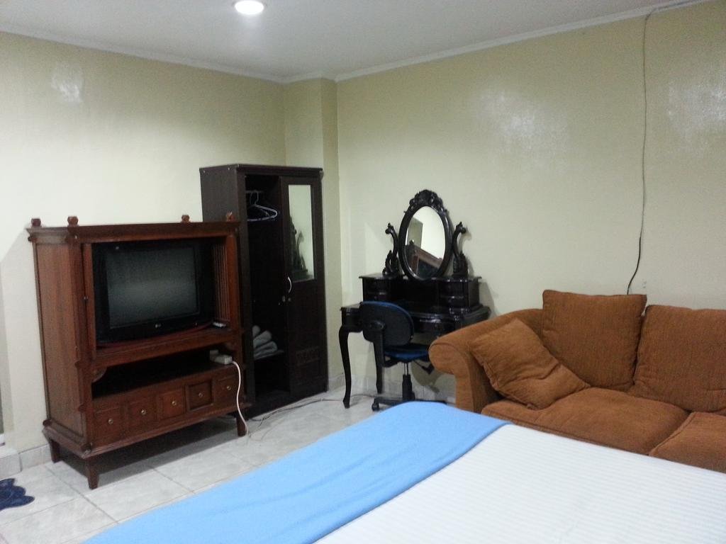 Фото Nely Murni Residence